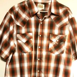 Men's Short Sleeve Plaid shirt